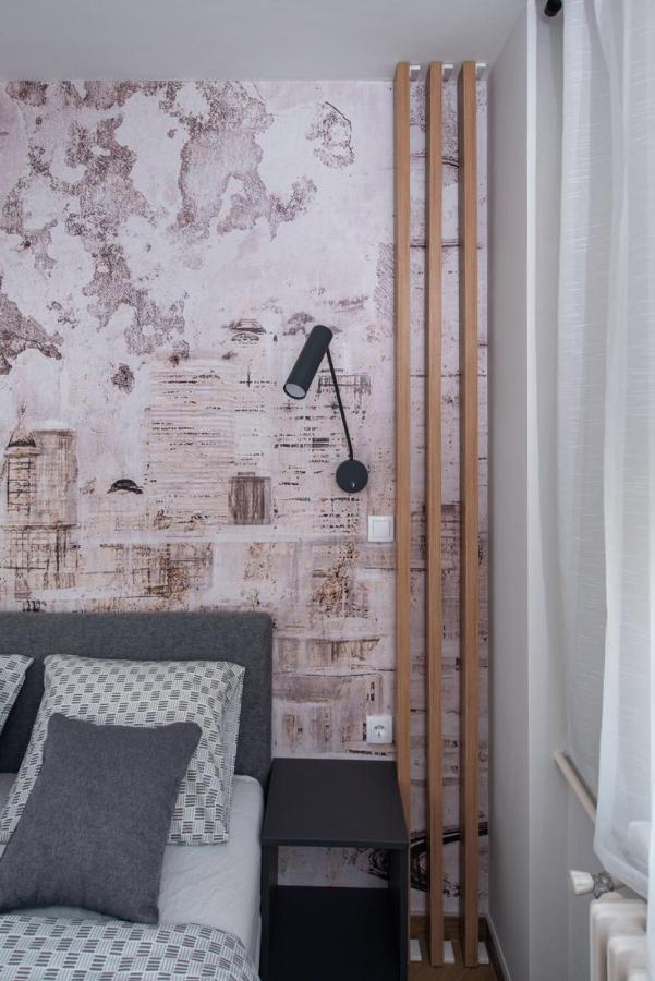 Republic Square Apartment - With Garage ノヴィ・サド エクステリア 写真