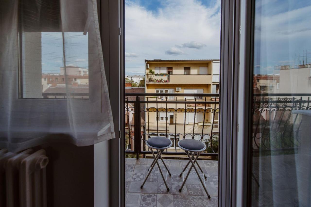 Republic Square Apartment - With Garage ノヴィ・サド エクステリア 写真